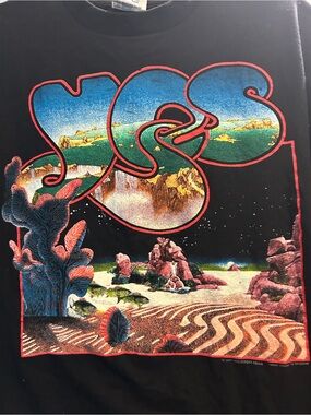 YES Graphic Short Sleeve Tee - Black world tour 1991 vintage